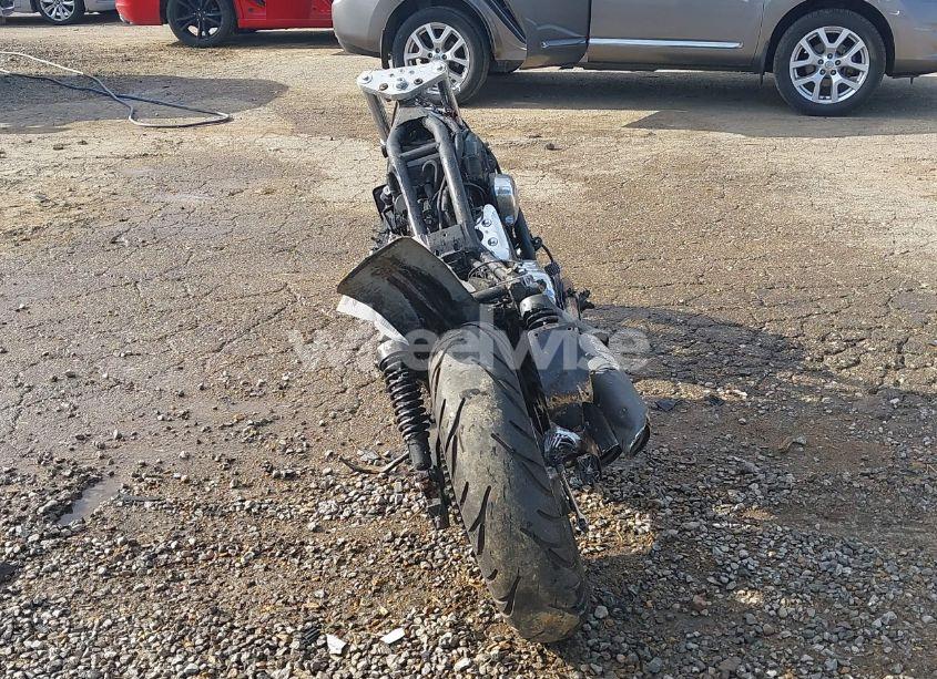 Photo 6 of 1997 Honda Vf750 C (VIN JH2RC430XVM300945)