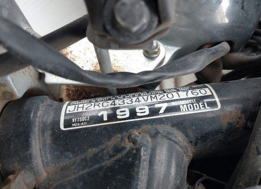 Photo 10 of 1997 Honda Vf750 C2 (VIN JH2RC4334VM201760)