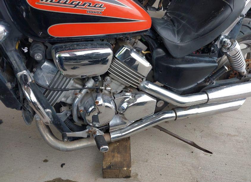 Photo 9 of 1997 Honda Vf750 C2 (VIN JH2RC4334VM201760)