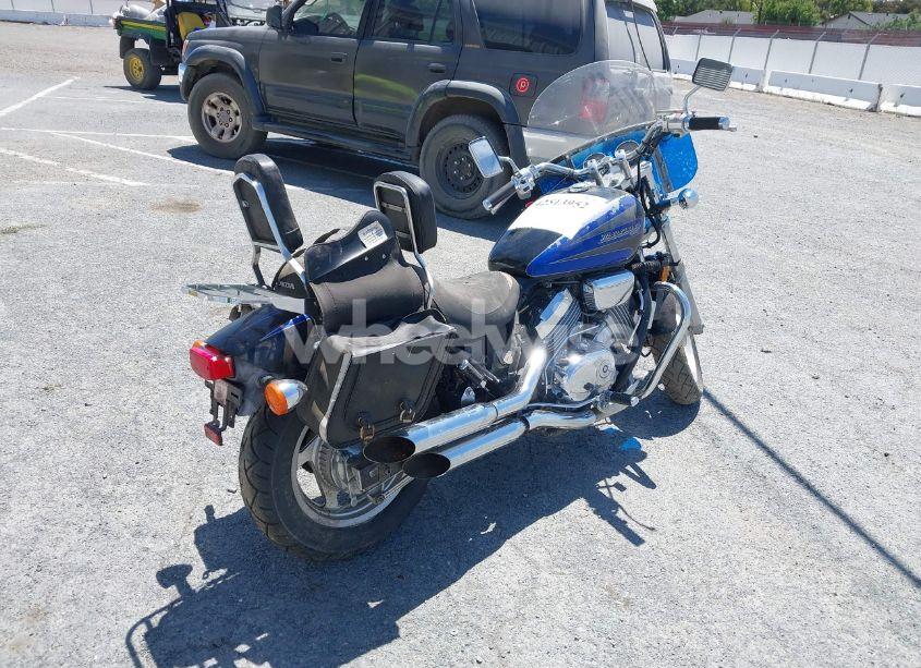 Photo 4 of 1998 Honda Vf750 C2 (VIN JH2RC4345WM300100)