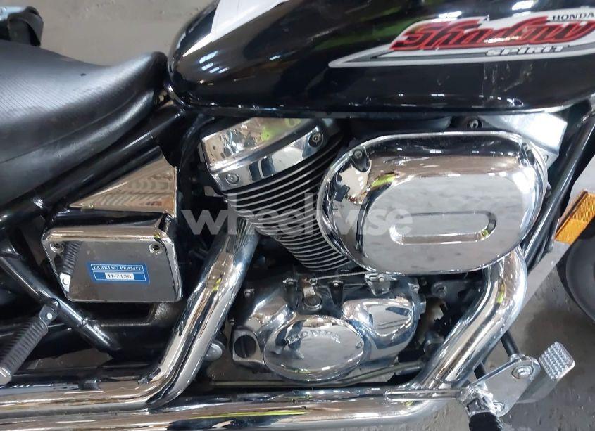 Photo 9 of 2002 Honda Vt750 DC (VIN JH2RC44022K620119)