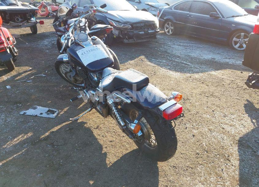 Photo 3 of 2002 Honda Vt750 DC (VIN JH2RC44022K621514)