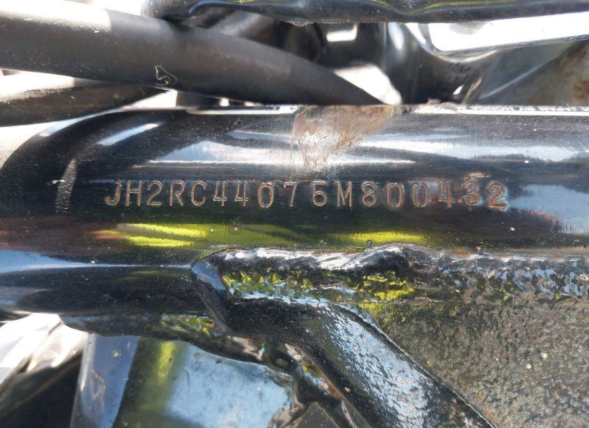 Photo 10 of 2005 Honda Vt750 C (VIN JH2RC44075M800432)