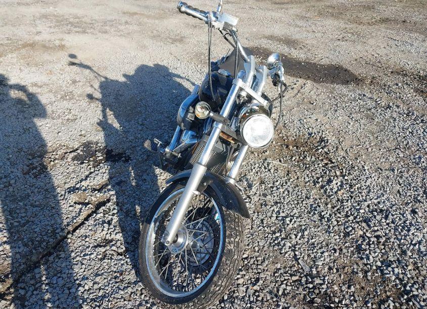 Photo 5 of 2005 Honda Vt750 C (VIN JH2RC44075M800432)