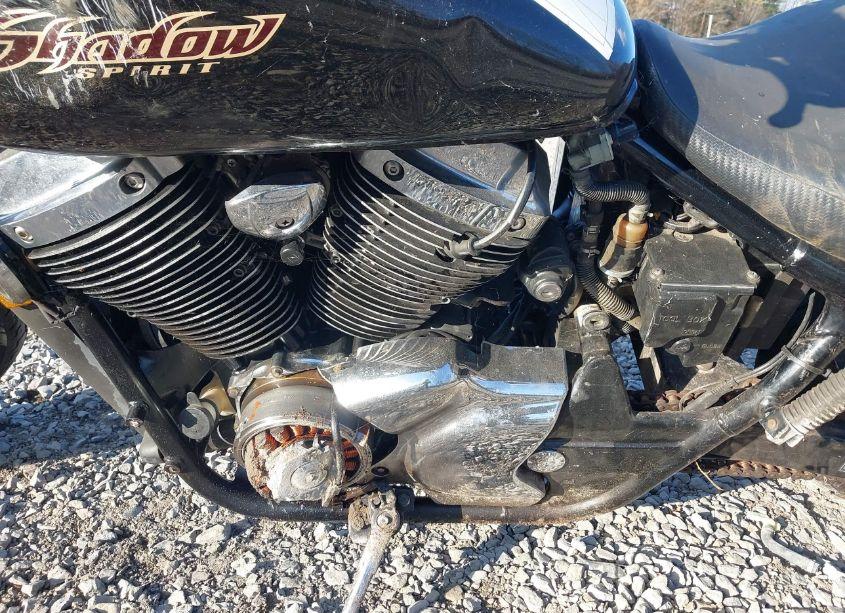 Photo 9 of 2005 Honda Vt750 C (VIN JH2RC44075M800432)