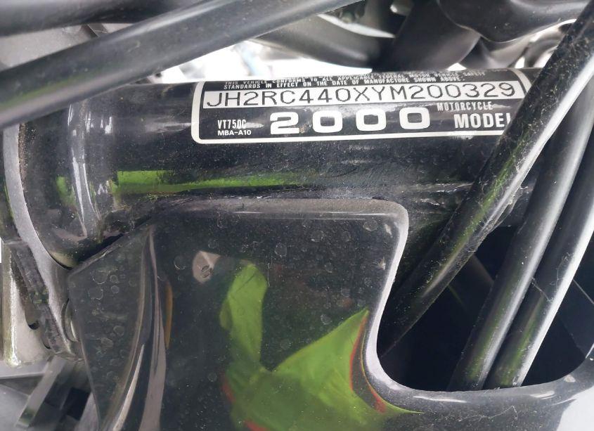 Photo 10 of 2000 Honda Vt750 C (VIN JH2RC440XYM200329)