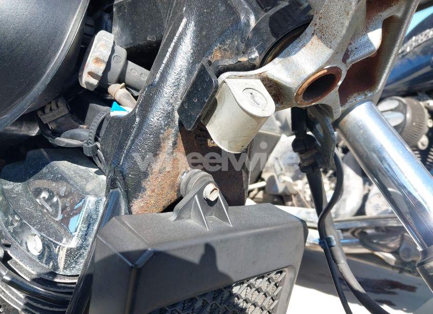 Photo 14 of 2001 Honda Vt750 DC (VIN JH2RC44121K500196)