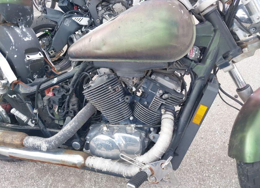Photo 8 of 2003 Honda Vt750 DCA (VIN JH2RC44193M700399)