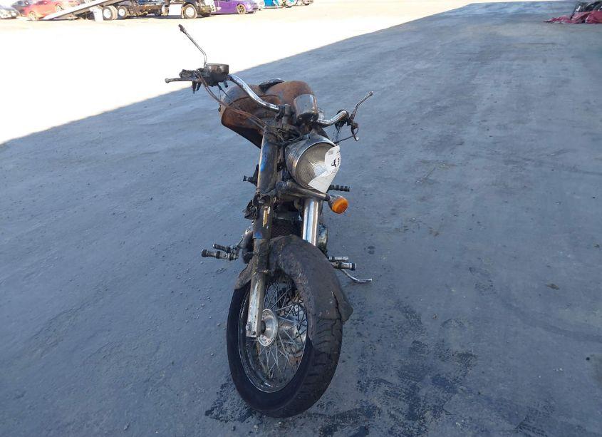 Photo 5 of 2000 Honda Vt750 CD (VIN JH2RC4448YM200025)