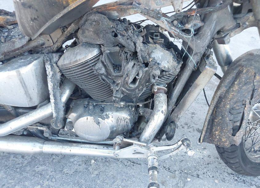 Photo 8 of 2000 Honda Vt750 CD (VIN JH2RC4448YM200025)