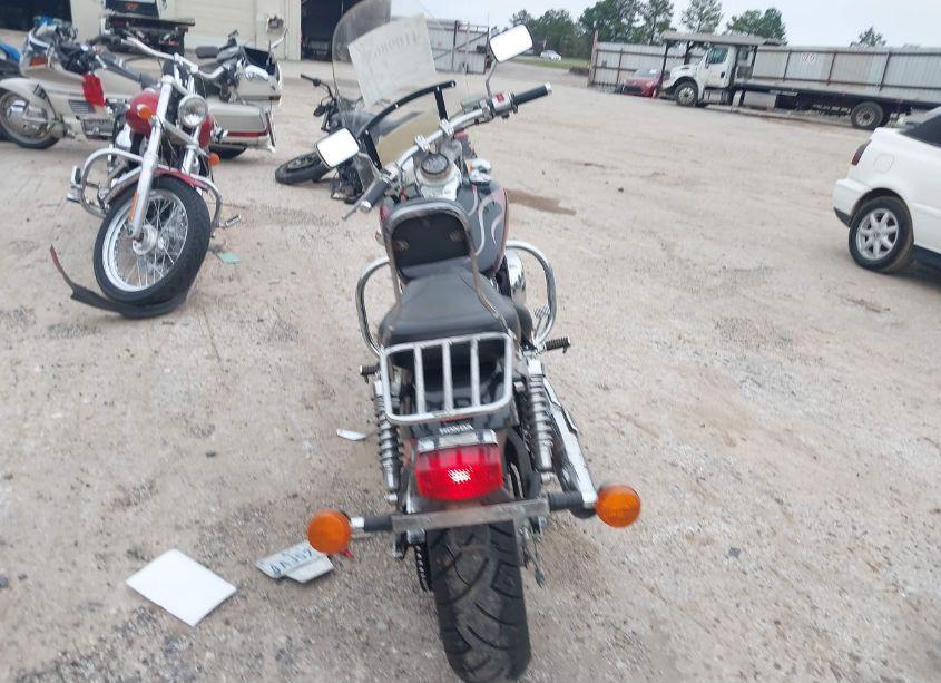 Photo 6 of 2005 Honda Vt750 DC (VIN JH2RC44555M804717)