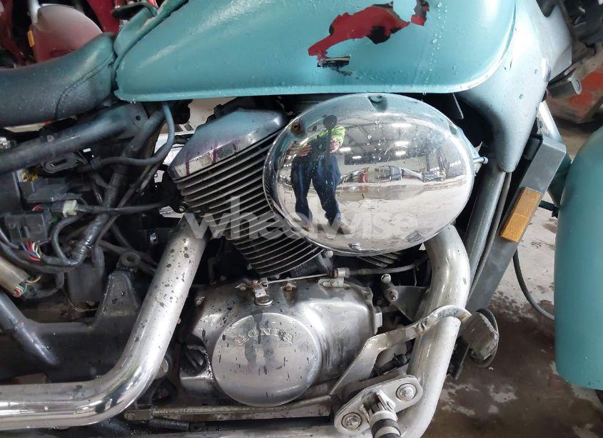 Photo 8 of 1999 Honda Vt750 CD2 (VIN JH2RC4460XM102847)