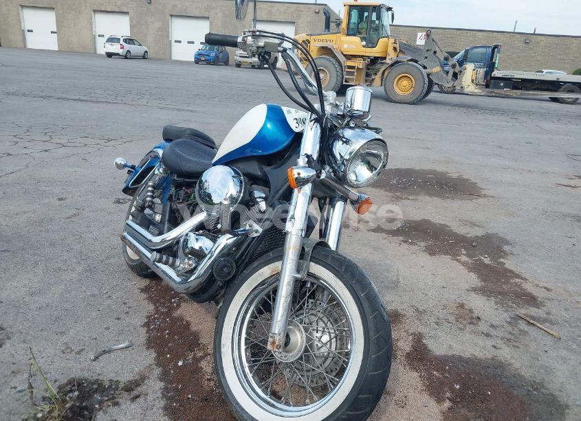 1999 Honda Vt750 CD2 (VIN JH2RC4462XM102270) main photo