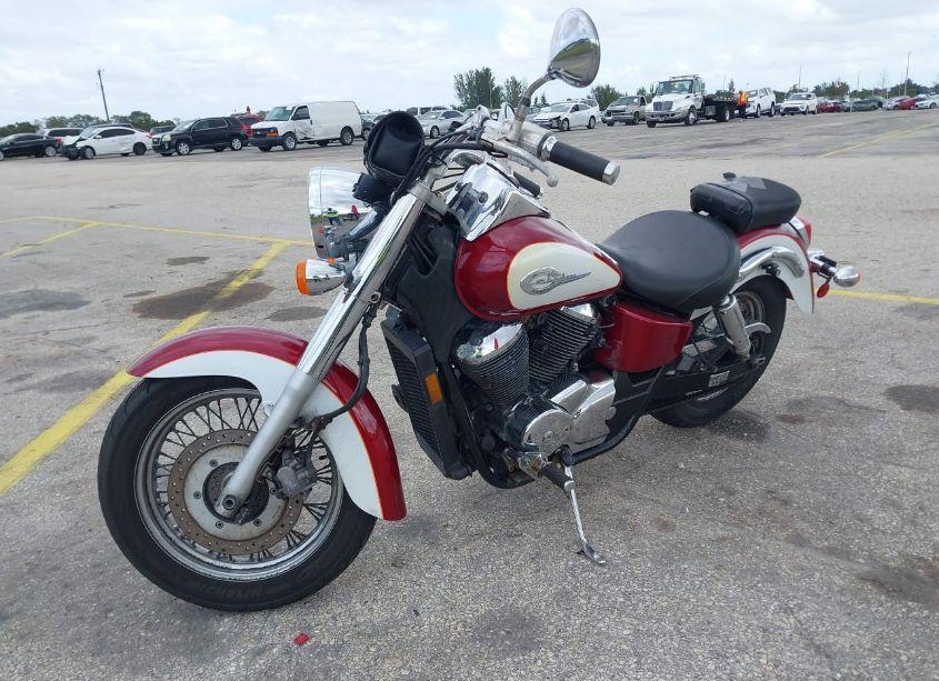 Photo 2 of 2001 Honda Vt750 CD2 (VIN JH2RC44641K502558)