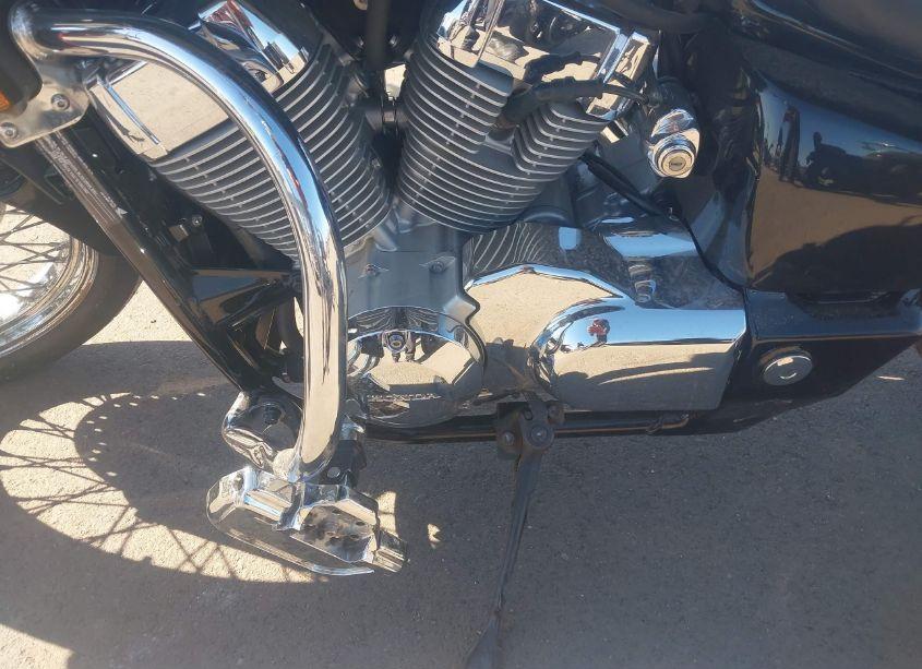 Photo 9 of 2015 Honda Vt750 C (VIN JH2RC5003FK200631)