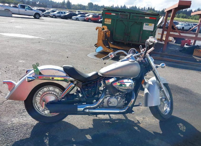 Photo 12 of 2004 Honda Vt750 C (VIN JH2RC50054K012822)