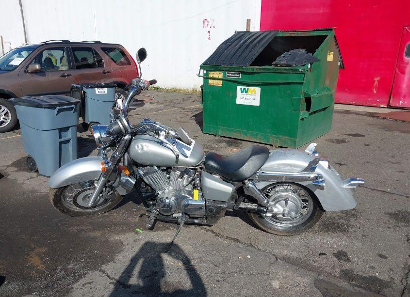 Photo 13 of 2004 Honda Vt750 C (VIN JH2RC50054K012822)