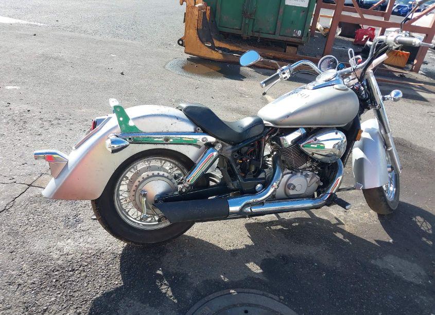 Photo 4 of 2004 Honda Vt750 C (VIN JH2RC50054K012822)