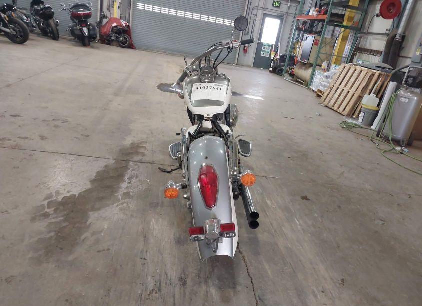 Photo 6 of 2005 Honda Vt750 CA (VIN JH2RC50345M101393)