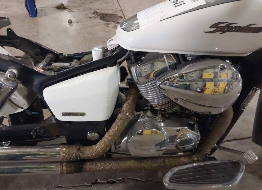 Photo 8 of 2005 Honda Vt750 CA (VIN JH2RC50345M101393)