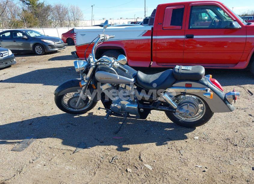 Photo 13 of 2005 Honda Vt750 CA (VIN JH2RC50395M106654)