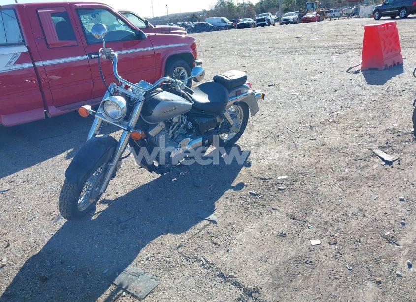 Photo 2 of 2005 Honda Vt750 CA (VIN JH2RC50395M106654)