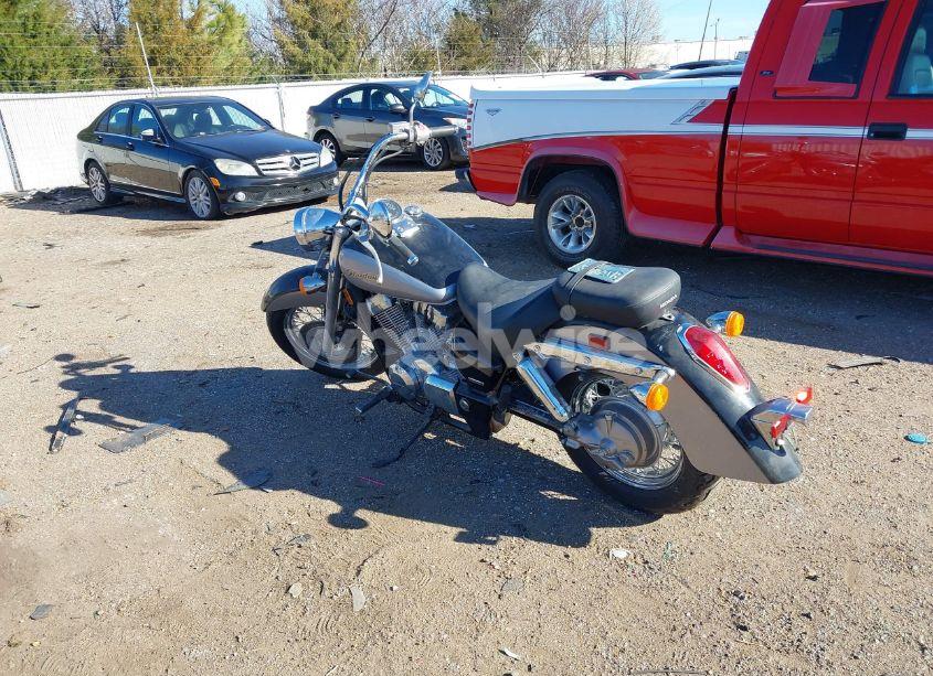 Photo 3 of 2005 Honda Vt750 CA (VIN JH2RC50395M106654)