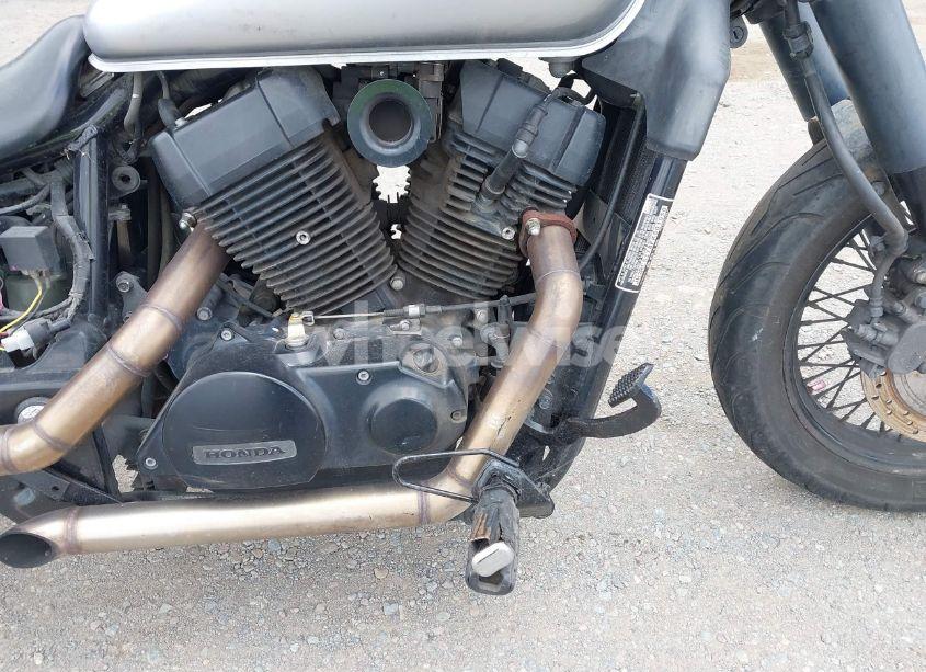 Photo 8 of 2015 Honda Vt750 C2B (VIN JH2RC5378FK501050)