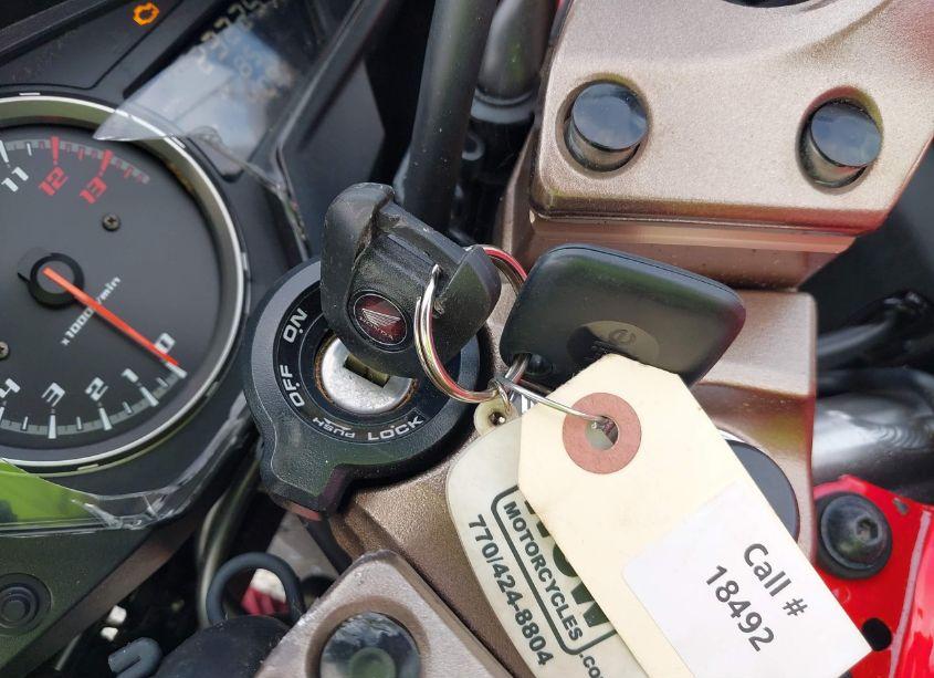 Photo 11 of 2014 Honda Vfr800 F (VIN JH2RC7911EK000658)