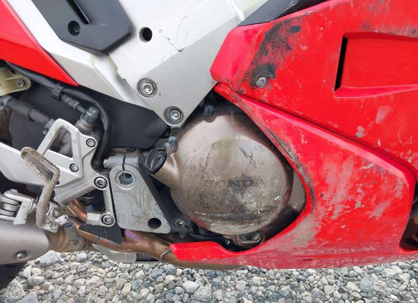 Photo 8 of 2014 Honda Vfr800 F (VIN JH2RC7911EK000658)