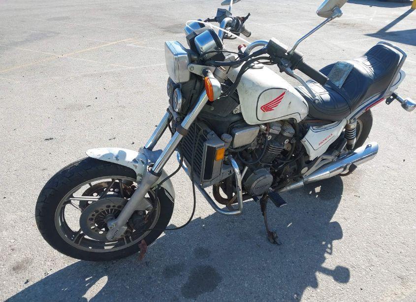 Photo 2 of 1983 Honda Vf1100 C (VIN JH2SC1205DM000522)