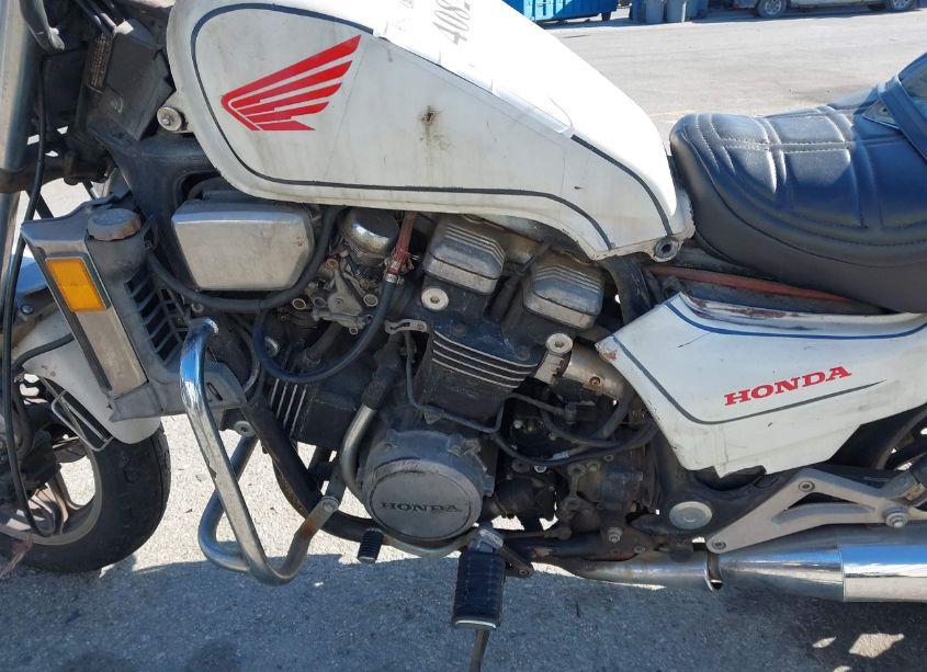 Photo 9 of 1983 Honda Vf1100 C (VIN JH2SC1205DM000522)