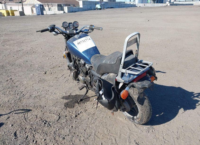 Photo 3 of 1983 Honda Vf1100 C (VIN JH2SC1206DM012050)