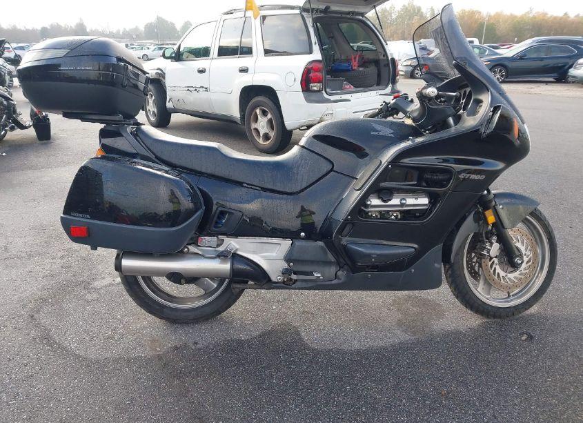 Photo 12 of 1991 Honda St1100 (VIN JH2SC2605MM101026)