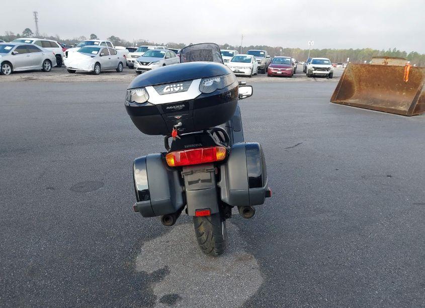 Photo 6 of 1991 Honda St1100 (VIN JH2SC2605MM101026)