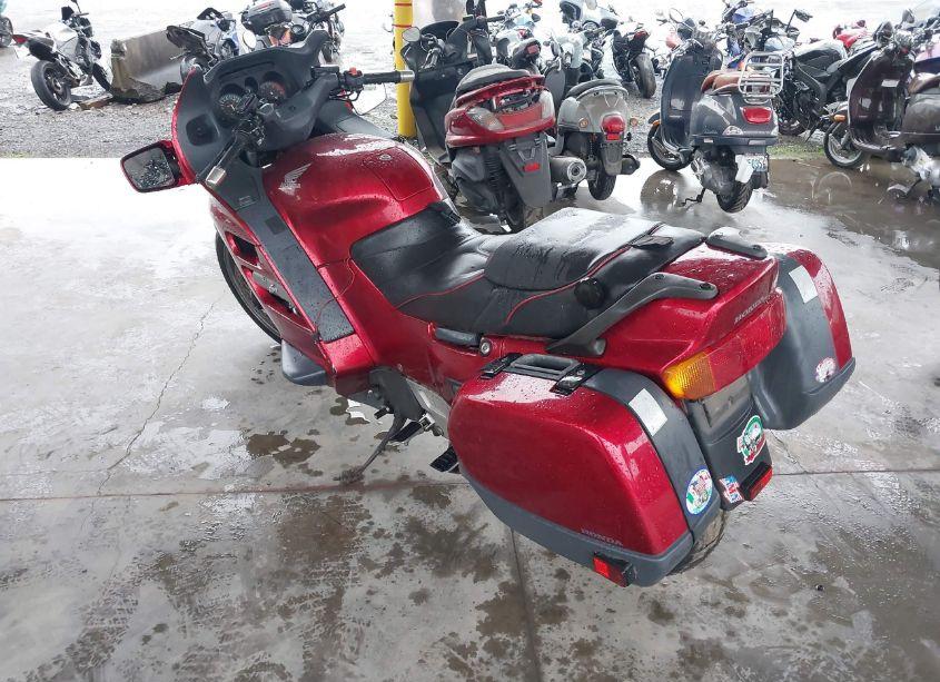 Photo 3 of 1992 Honda St1100 (VIN JH2SC2607NM200349)