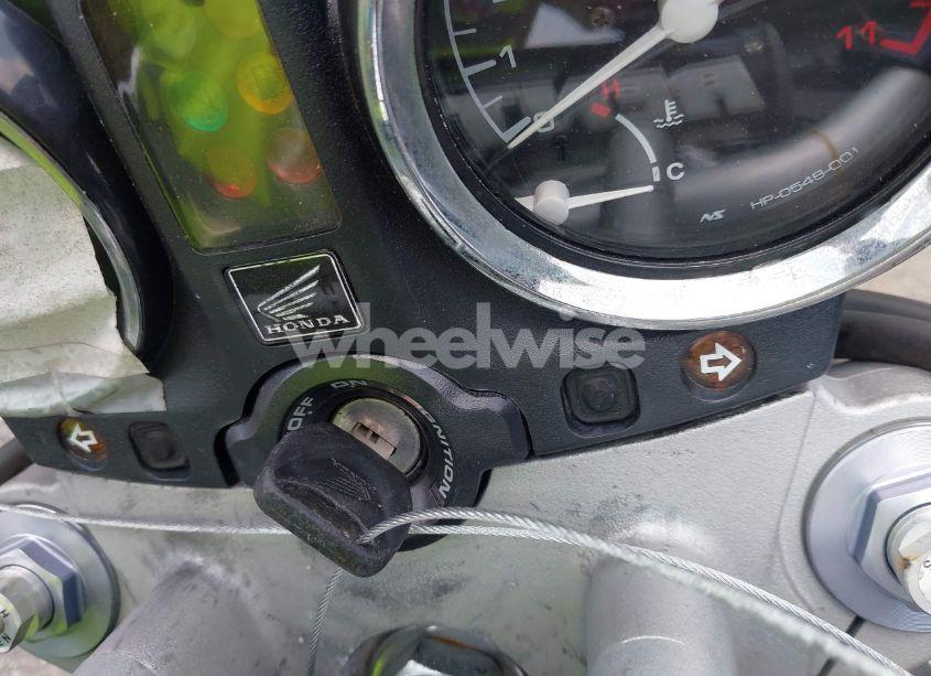 Photo 11 of 2004 Honda Cb900 F (VIN JH2SC48004M200880)