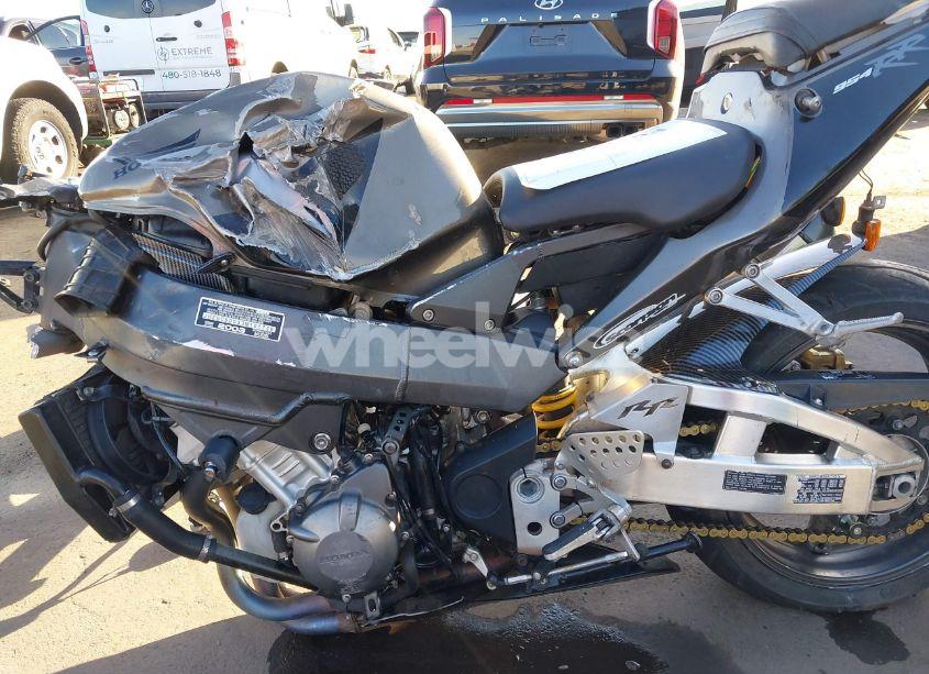 Photo 9 of 2003 Honda Cbr900 RR (VIN JH2SC50033M101728)