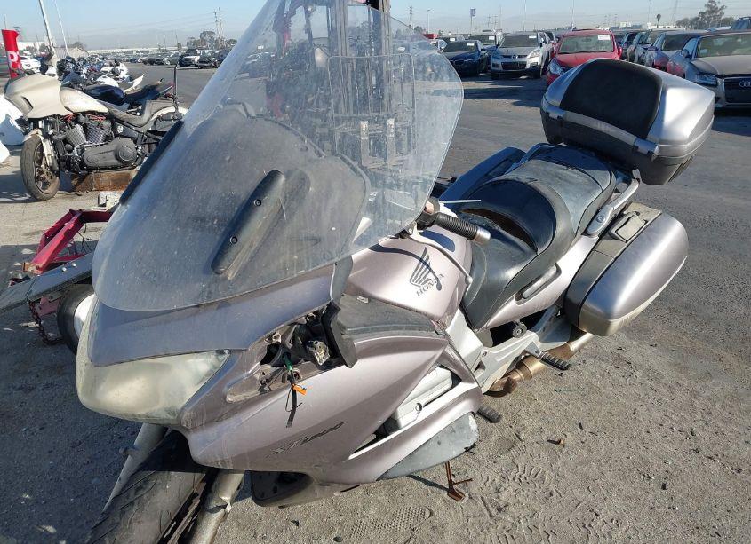 Photo 2 of 2003 Honda St1300 A (VIN JH2SC51413M100627)