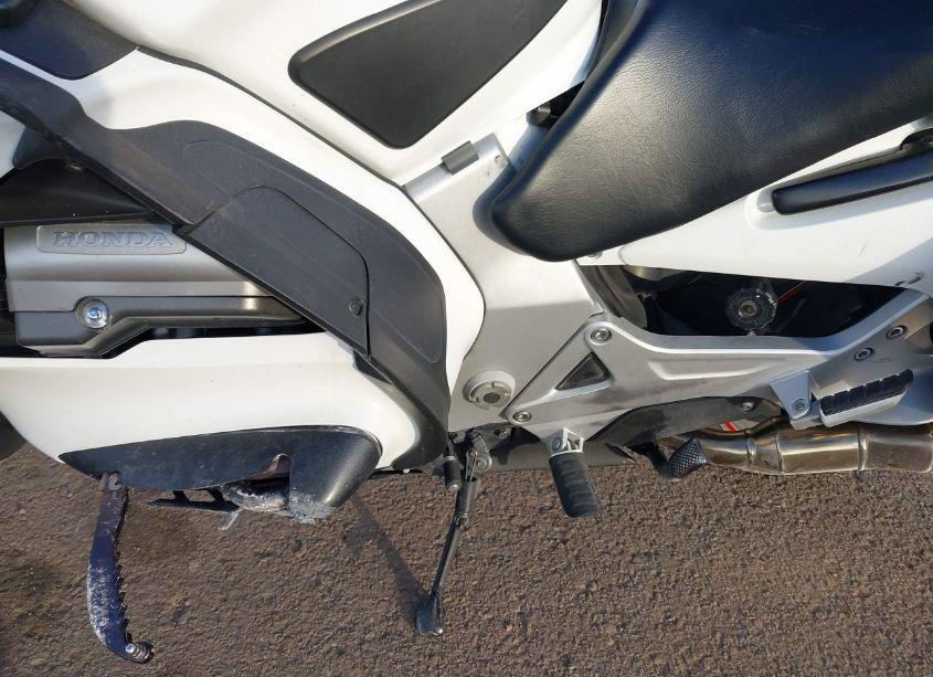 Photo 9 of 2005 Honda St1300 P (VIN JH2SC51735M300096)