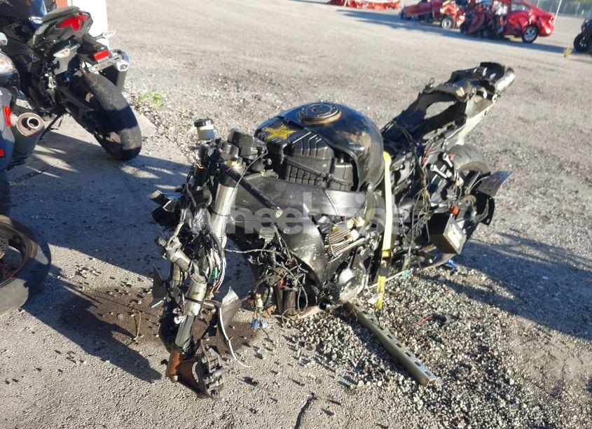 Photo 2 of 2005 Honda Cbr1000 RR (VIN JH2SC57015M103308)