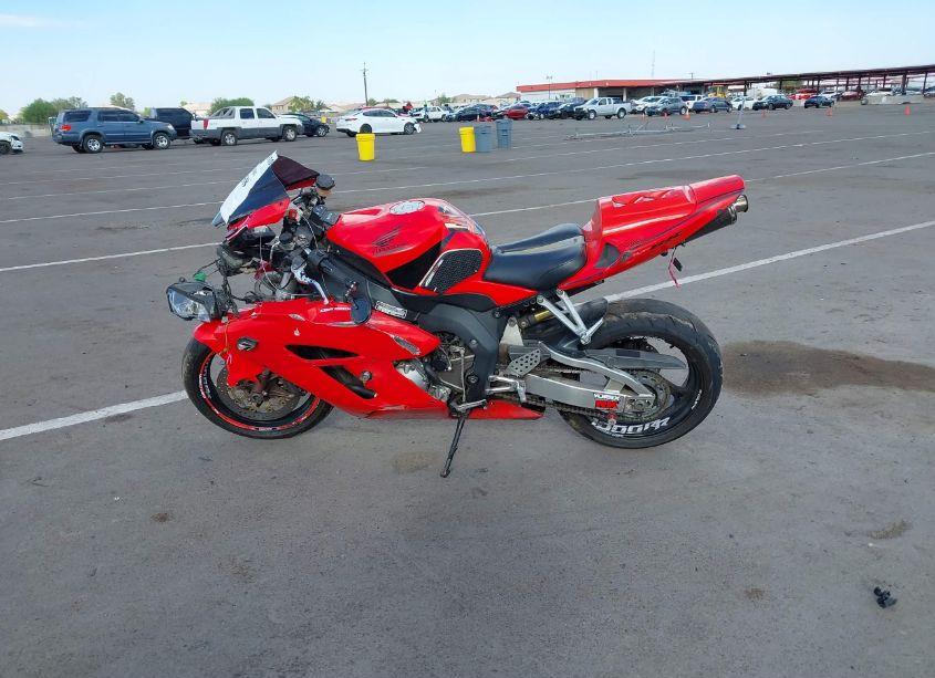 Photo 13 of 2005 Honda Cbr1000 RR (VIN JH2SC57105M100098)