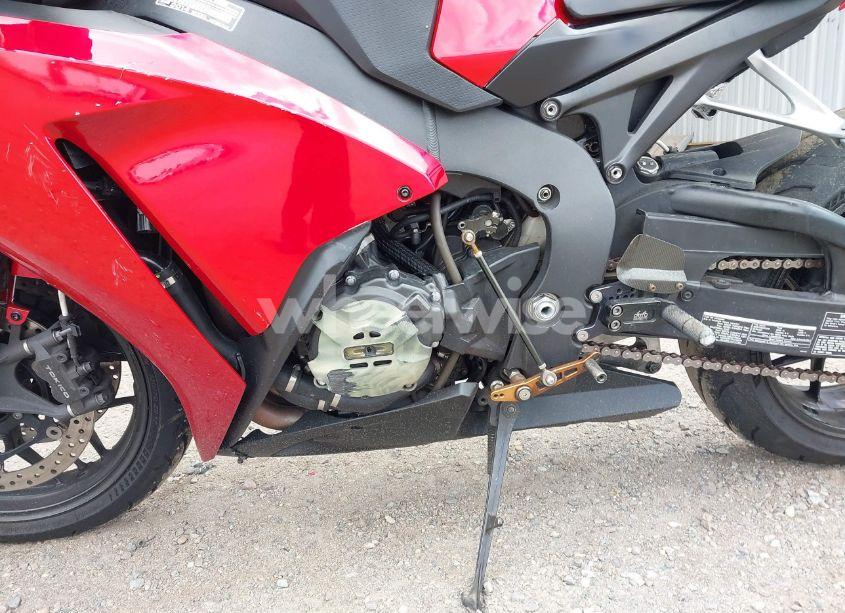 Photo 9 of 2014 Honda Cbr1000 RR (VIN JH2SC5975EK300116)