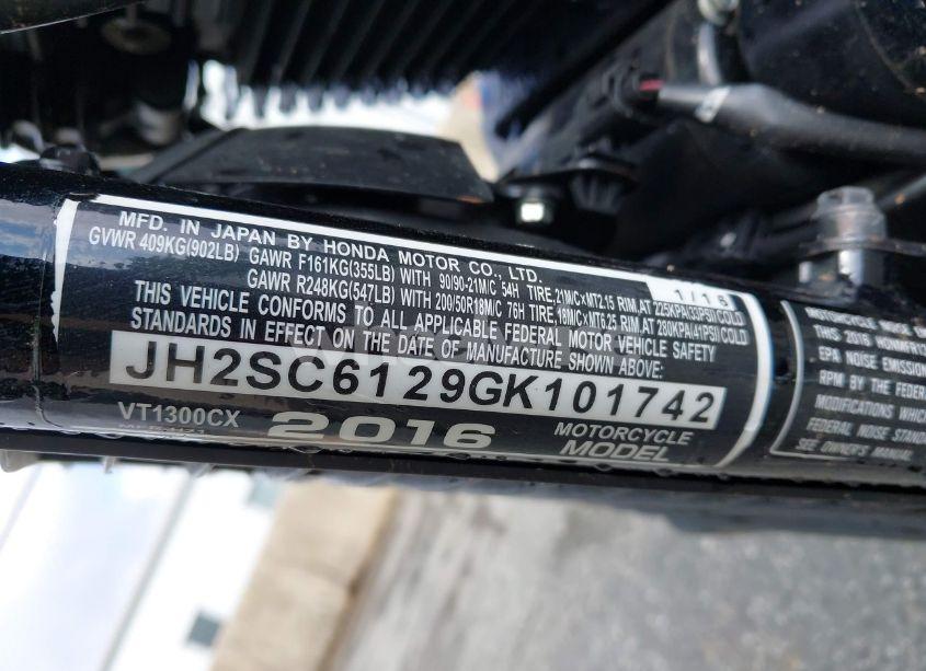 Photo 10 of 2016 Honda Vt1300 CX (VIN JH2SC6129GK101742)