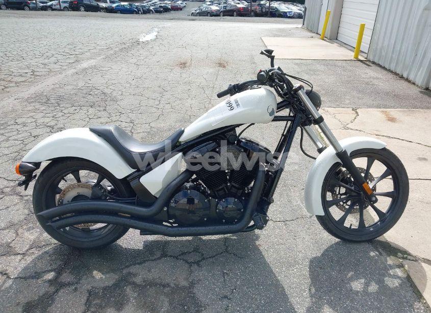 Photo 12 of 2016 Honda Vt1300 CX (VIN JH2SC6129GK101742)