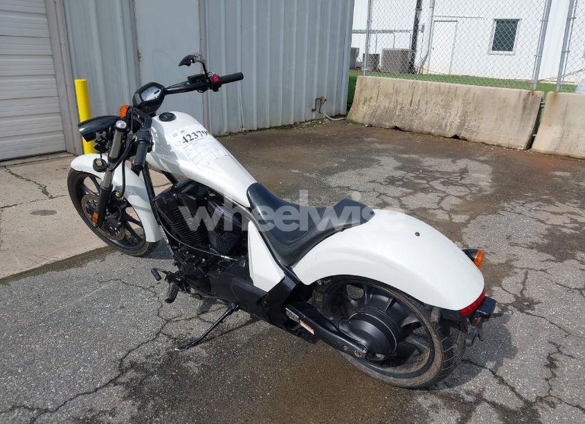Photo 3 of 2016 Honda Vt1300 CX (VIN JH2SC6129GK101742)