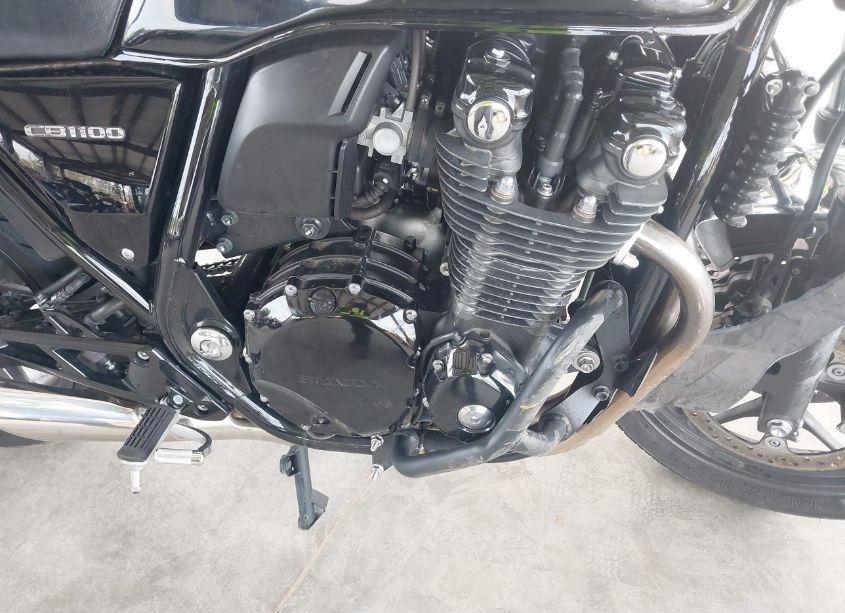 Photo 8 of 2014 Honda Cb1100 N/A (VIN JH2SC6512EK100849)