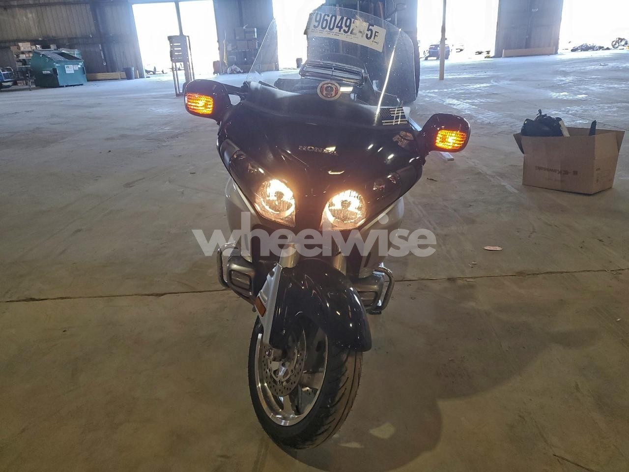 Photo 2 of 2012 HONDA GL1800 (VIN JH2SC68H8CK000650)