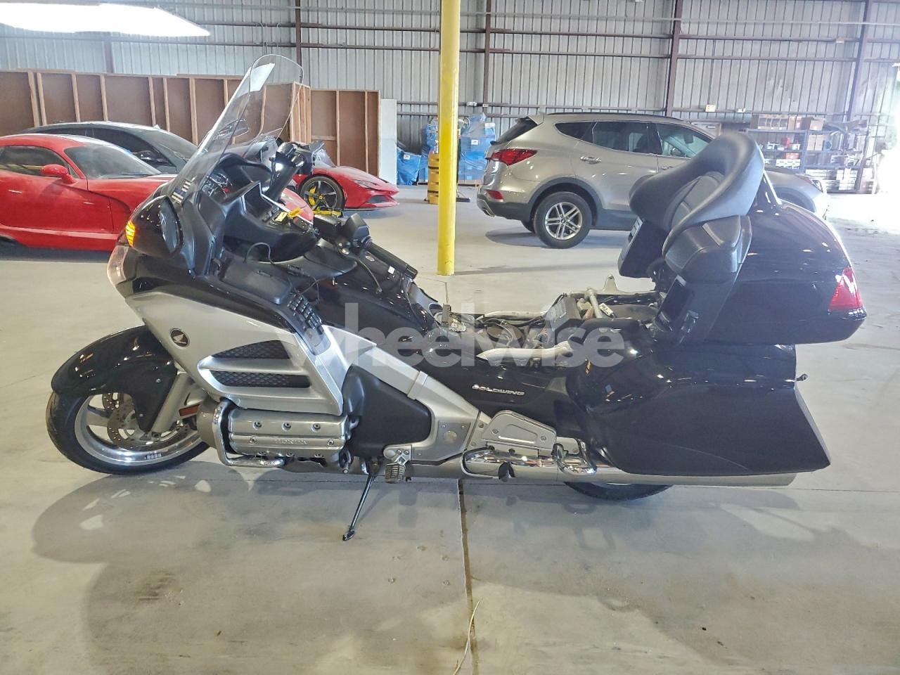 Photo 3 of 2012 HONDA GL1800 (VIN JH2SC68H8CK000650)