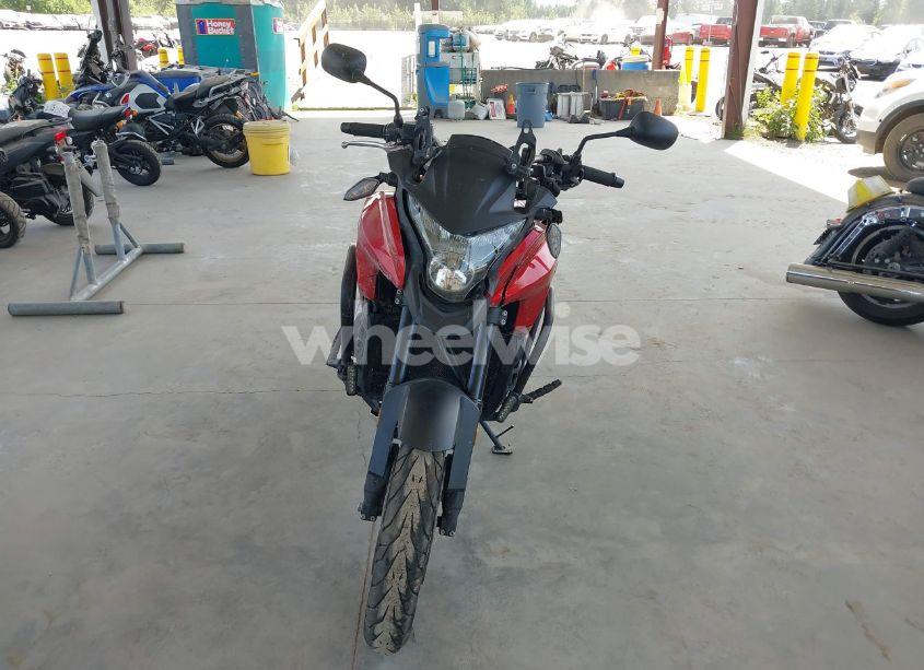 Photo 5 of 2017 Honda Vfr1200 XD (VIN JH2SC7617HK100127)